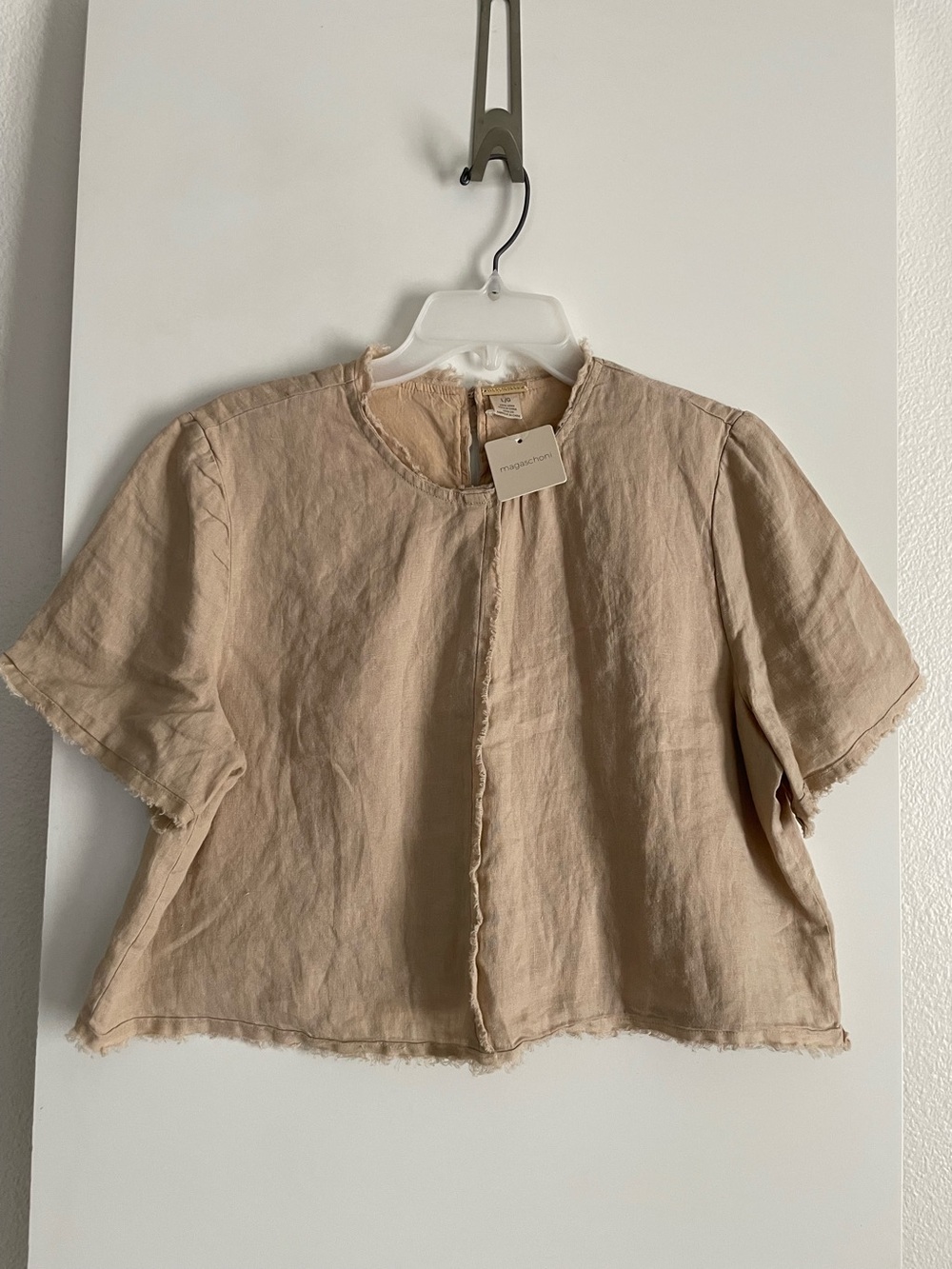 Magaschoni Pure Linen Cropped Short Sleeve Crew Neck Lined Shirt Top Tan NWT